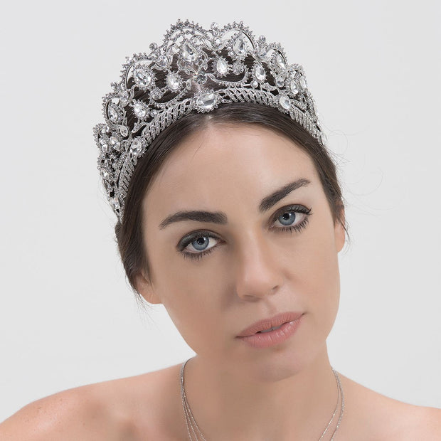 Crystal Tiara/Crown with deep oval coves